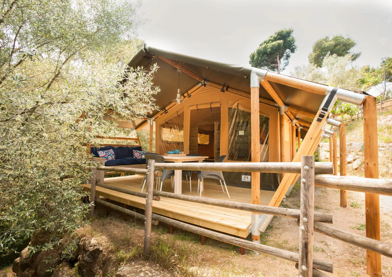 luxe glamping met eigen sanitair